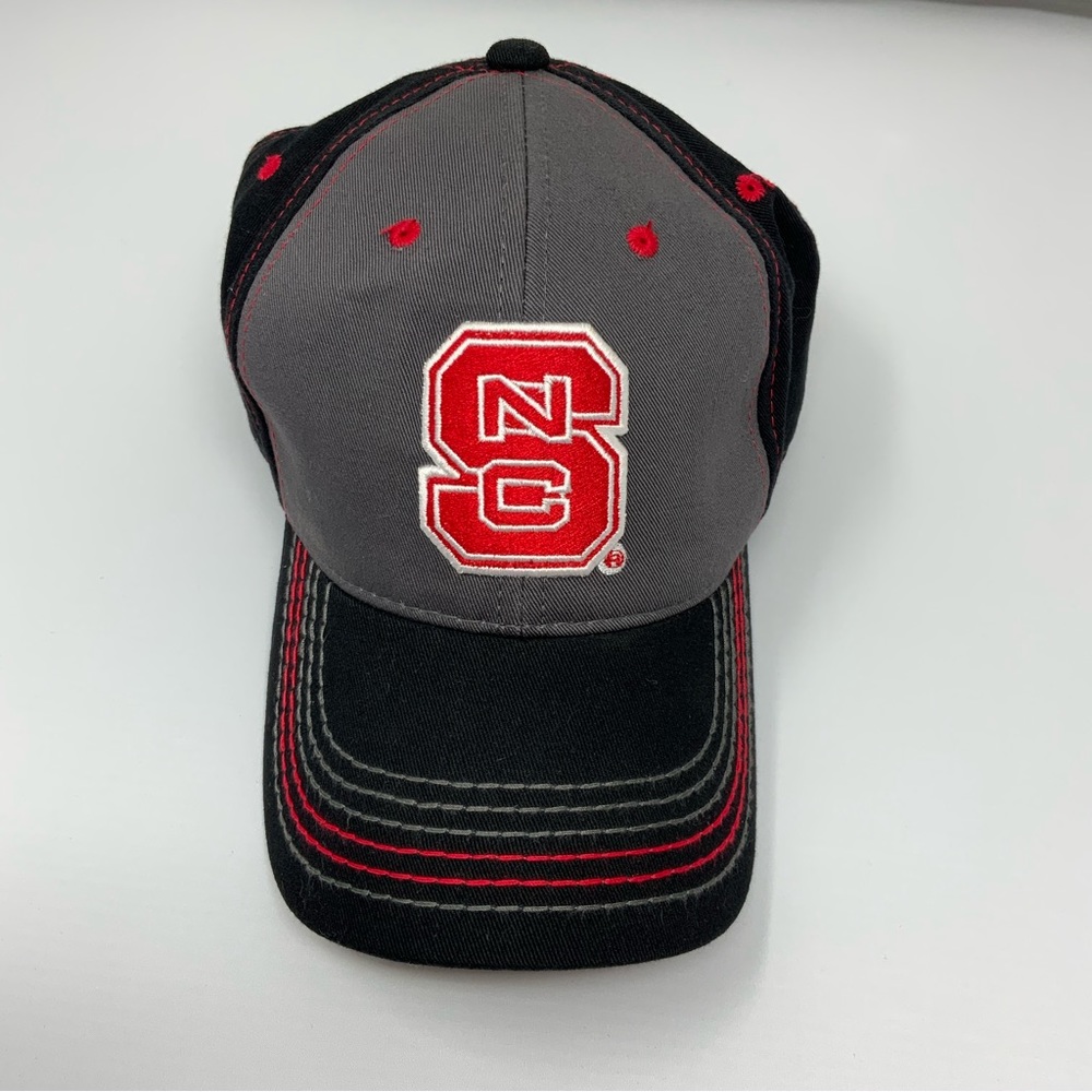 NC State‎ ball hat Wolfpack adjustable
